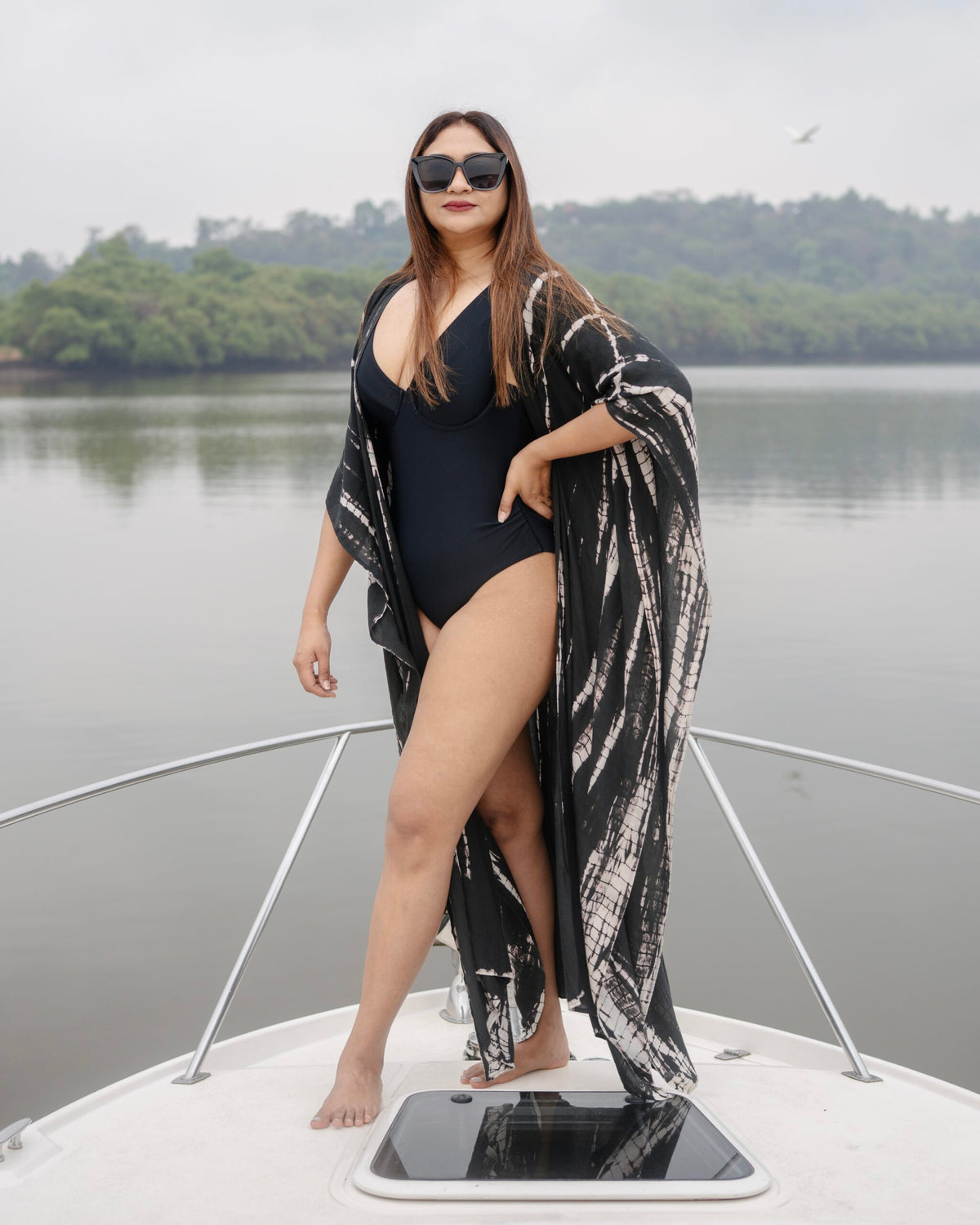 Chaaya – Black Shibori Cover-Up